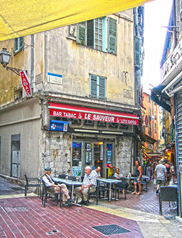 Le Sauveur, et hyggeligt pitstop i pittoreske Vieux Nice