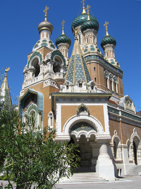 Er en russisk-ortodoks kirke i Nice. Den største løgkupel udenfor rusland